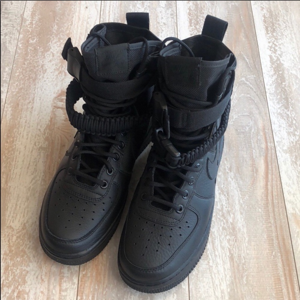 NWT Nike SF Air Force 1 Triple Black - Picture 4 of 8